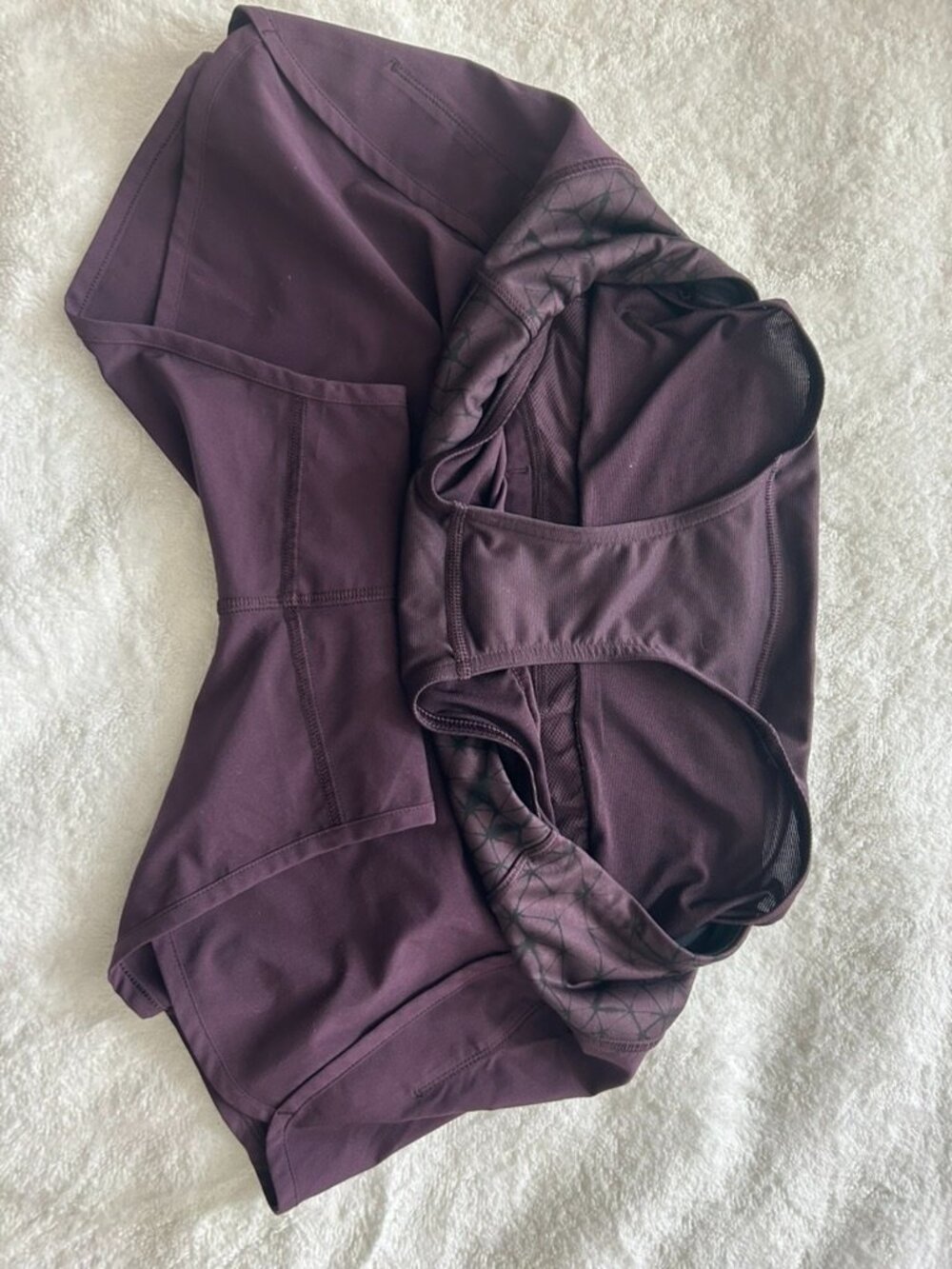 Lululemon Run Times 4" Inseam Size 8 - Picture 4 of 5
